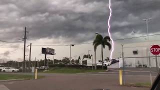 Lightning strikes near Tampa car dealership | 10News WTSP