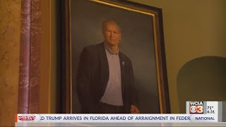 Governor Rauner's official Capitol portrait unveiled