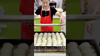 Amazing Yummy Street Food Chinese food 4K 水煎包 上海生煎 街边美食 特色小吃 上海老字号 传统小吃#Shorts