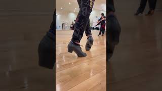 Footwork of Lock Step in 🫶 Cha Cha basic steps by Oleg Astakhov - DanceWithOleg.com #olegastakhov