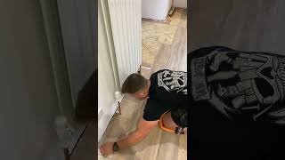 Trick for Fitting click LVT around radiator pipes!