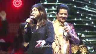 Chand Chhupa Badal Mein - Udit Narayan & Alka Yagnik Live Performance, Dubai