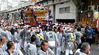 平成２２年　蔵前・第六天榊神社　例大祭　本社神輿代地町会渡御