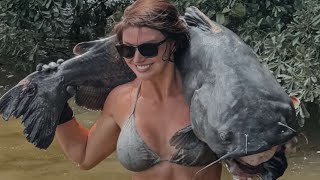 Sick ! What happened to Hannah Barron! 😳 After catching big Catfish