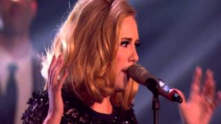 Adele - Rolling In The Deep - Live at the BRIT Awards 2012 [HQ]