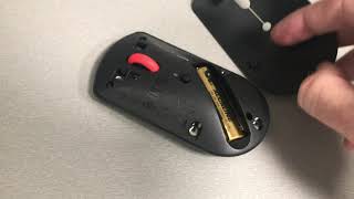 How to change battery LENOVO THINKPAD BLUETOOTH SILENT MOUSE