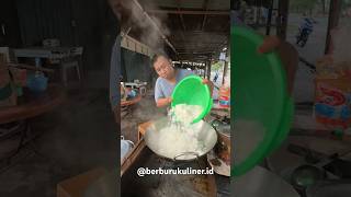 Begini kalo koki pro masak nasi goreng!! Auto Laris manis #streetfood