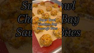 Cheddar Bay Biscuit Bites, The perfect Super Bowl appetizer. Enjoy!