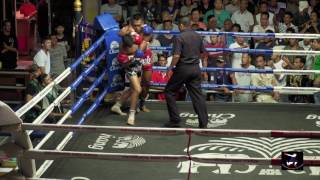 Combat de Karim au stadium de Koh-Samui Thailande