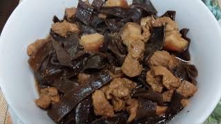 Pork with Black Fungus How to Cook