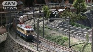 早くも10万人来場達成！横浜の鉄道模型博物館（12/09/02）