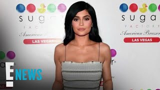 Kylie Jenner Shares Pregnant Halloween 2017 Look | E! News