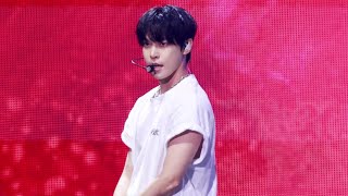 240822 K-WORLD DREAM AWARDS 「Fact Check + Walk」DOYOUNG 직캠