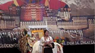 Tibetan song 2012 at trunkar (Switzerland)