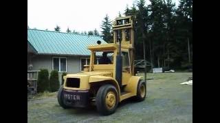 Hyster forklift Start up and operating.