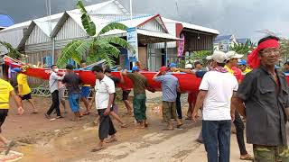 ទូកងវត្តវាលអណ្តែត ភូមិកោះរះក្រោម ឃុំកោះរះ ស្រុកល្វាឯម ខេត្តកណ្តាល។