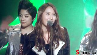 [fancam] 111124 Krystal 2011 Melon Music Awards