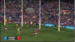 5 of the worst kicks for goal ever (R3 Essendon v Fremantle)