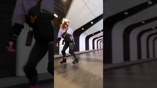 best skating rider girl 😱👀 #skating #viral #reaction #skater #trending #subscribe #respect