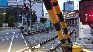 京急川崎駅(踏切)