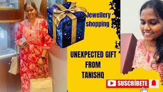 Unboxing🤩Branded gift from Tanishq 🤩🎁👌| #tanishq #gift #tanishqgoldjewellery #shorts