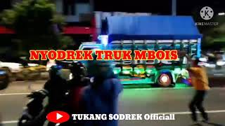 Nyoderek truk mbois, oleng