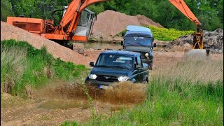 UAZ 4x4 AMC Offroad action