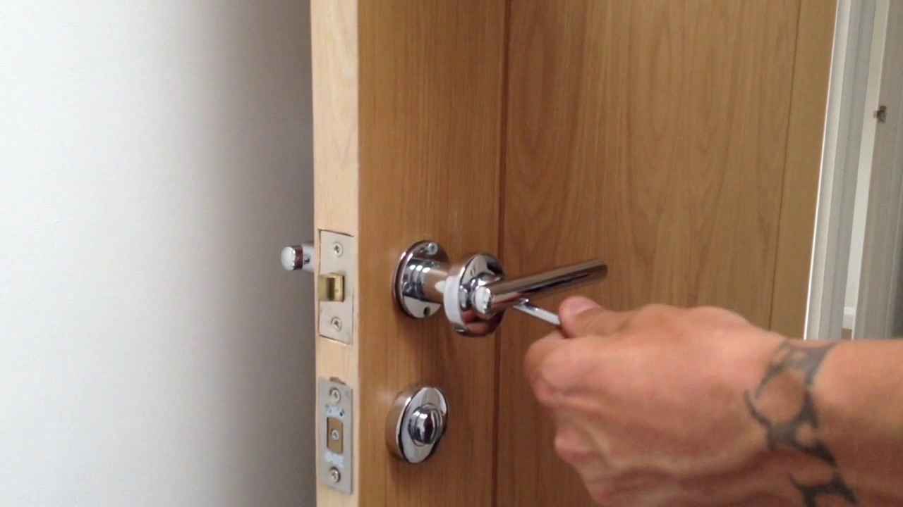 Fixing A Loose Door Handle Youtube