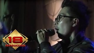 Kerispatih - Sepanjang Usia   (Live Konser Manado 14 September 2013)