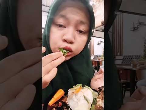 ASMR Mukbang Penyetan SUNDA. Intinya MAKANNN !!! Slamat Melihat Orang ...