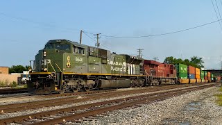 CP 6644 leads CSX I165 through La Grange, Illinois!