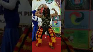 Detik detik penari kuda lumping joget dangdut #shorts