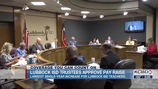Lubbock ISD teachers get ‘historic’ pay raise after unanimous vote from Board of Trustees