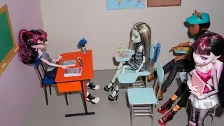 How to make a student chair with table (school desk) for dolls, barbies and others - DIY
