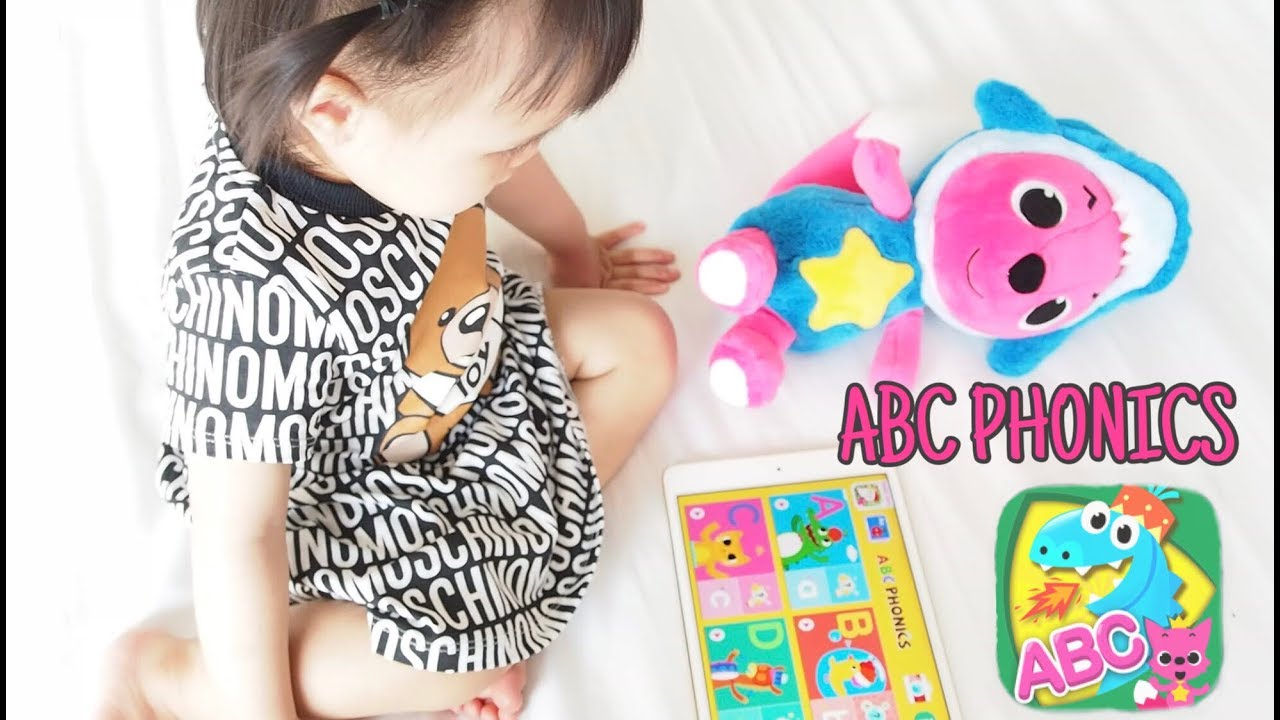 PinkFong ABC Phonics - YouTube