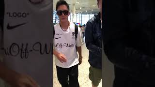 韩庚这些年还是很帅 Han Geng is still handsome these years.