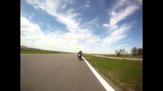 NAVAK BJBIKERS Track day 22-04-12.MP4