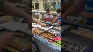 Amazing! Dessert stall in Thailand swarmed by bees 🐝 🇹🇭 #fyp #thailand #streetfood