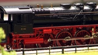 Eine der größten Spur H0 Modelleisenbahnen der Welt