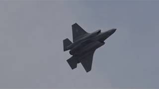 U190505D 岩国フレンドシップデー2019 F-35B 飛行展示