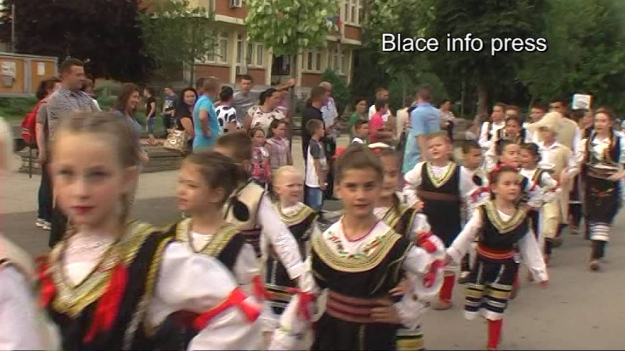 Medjunarodni Festival Folklora Blace 2016 - YouTube