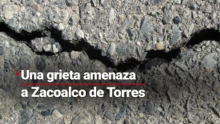 Grieta amenaza a Zacalco de Torres: ¡la zanja tiene hasta 2 metros de profundidad!