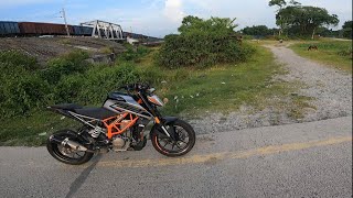 How to wheelie a bike? || Duke 250 wheelie || R15v4 wheelie || My first vlog