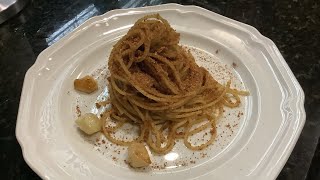 Spaghetti con acciuge & pane Tostato! Spaghetti with anchovies &  toasted bread crumbs!