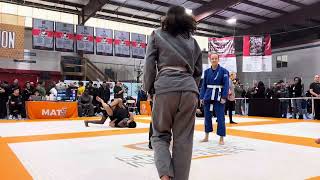 White belts - Niles vs Olga - Grappling Industries