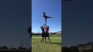 Cheerleading stunt during summer #cheer #cheerleader #cheerleading #shorts #cheerleadingfrance