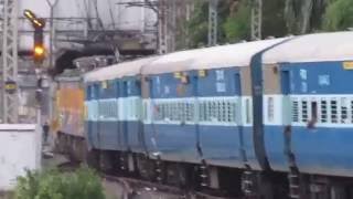 IRFCA : ENJOY THE MELODIOUS SOUND OF WCAM-3 BLOWERS \u0026 CHAIN PULLING TOO ON 12105 VIDARBHA EXPRESS