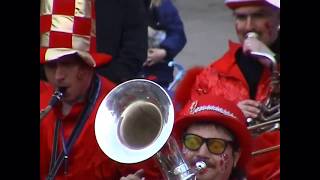 Escholzmatt Fasnacht 2003 Ratteschwänz 25 Jahre auf dem Dorfplatz