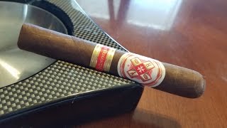 Hoyo La Amistad Cigar Review