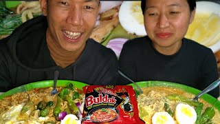 Eating Korean Spicy Noodles 🍜And 6 Green Chillies 🌶 🌶  Wit My Wife.  Extremely Hot 🔥 🥵